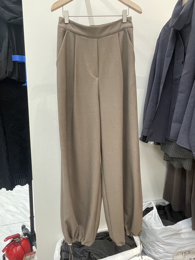 UNii韓國直郵女士新品真品推薦人氣休閑熱賣時尚休閑褲UNii休閑褲圖色1