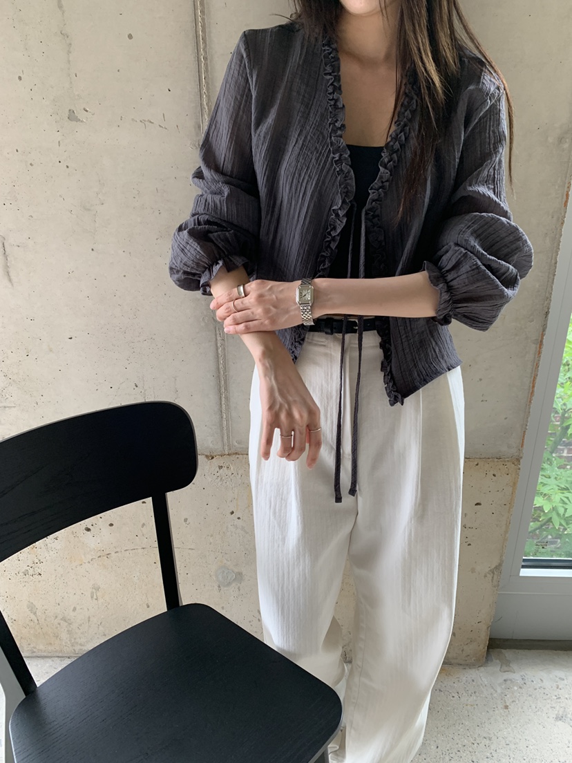 B_GARDER韓國代購女裝新款真品時尚襯衫蕾絲衫不含內搭天絲B.GARDER襯衫/蕾絲衫