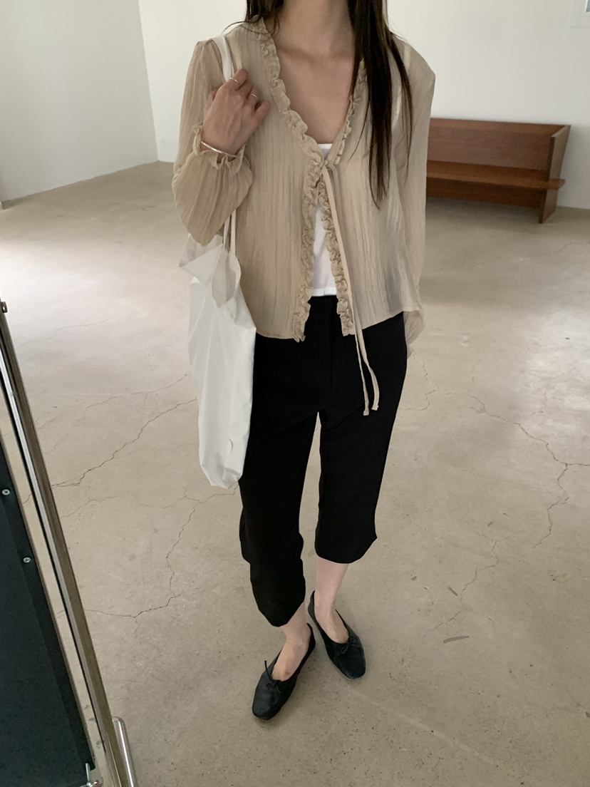 B_GARDER韓國代購女裝新款真品時尚襯衫蕾絲衫不含內搭天絲B.GARDER襯衫/蕾絲衫