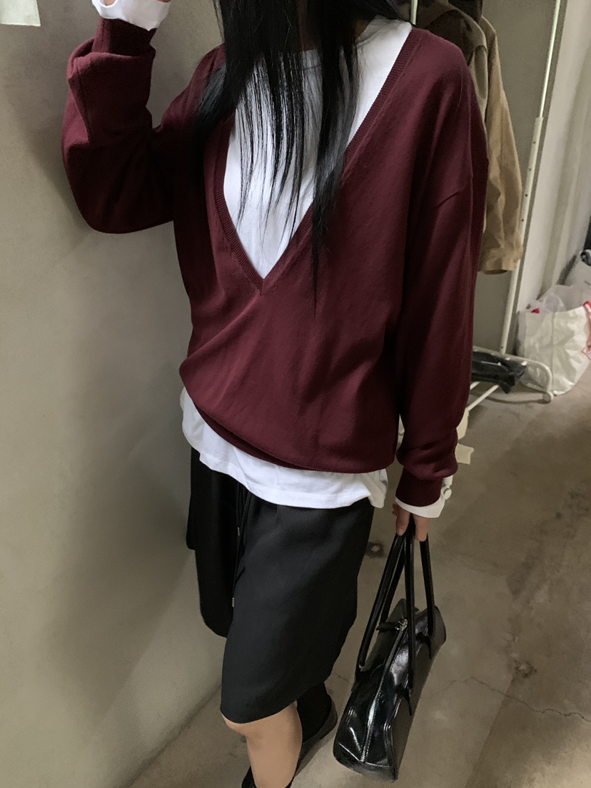 B_GARDER東大門實拍女裝新品真品時尚針織衫不含內搭V領深VB.GARDER針織衫