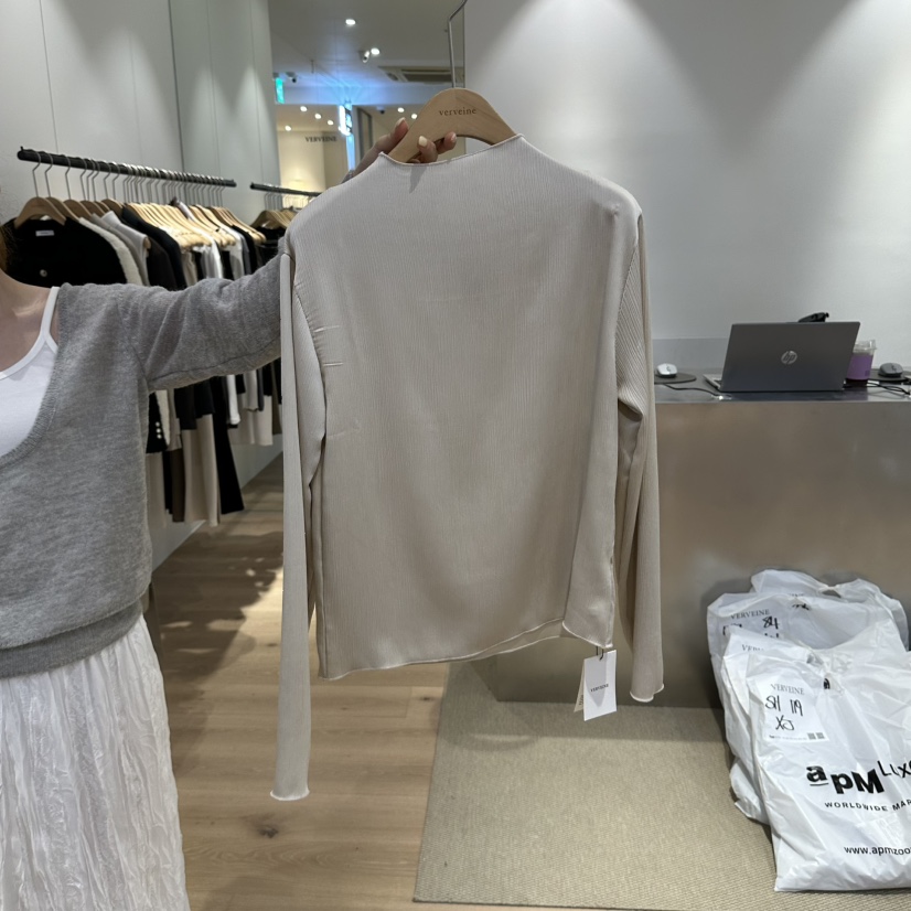 VERVEINE東大門代購女裝新品時尚推薦休閑長袖T恤柔軟高領VERVEINE長袖T恤圖色2