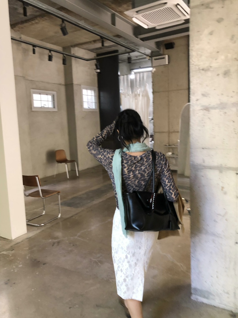 OUPPT韓國代購女裝新品時尚休閑推薦熱賣長袖T恤不含圍巾OUPPT長袖T恤