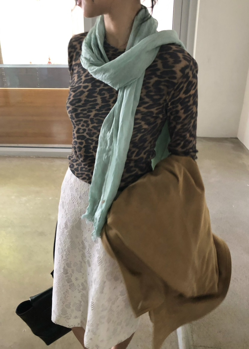 OUPPT韓國代購女裝新品時尚休閑推薦熱賣長袖T恤不含圍巾OUPPT長袖T恤圖色1