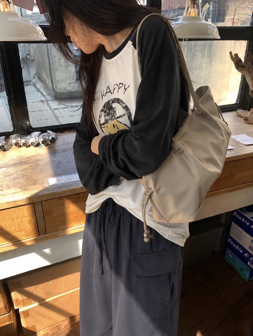 ONDO-P韓國直郵女裝新品時尚推薦人氣真品長袖T恤插肩袖ONDO-P長袖T恤