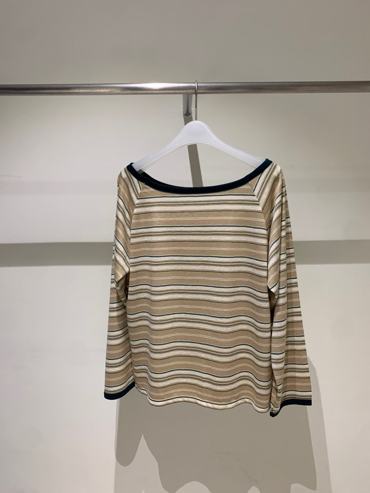 GOBSLMURI-곱슬머리-T東大門直郵女裝新品休閑長袖T恤露肩GOBSLMURI-2件起長袖T恤