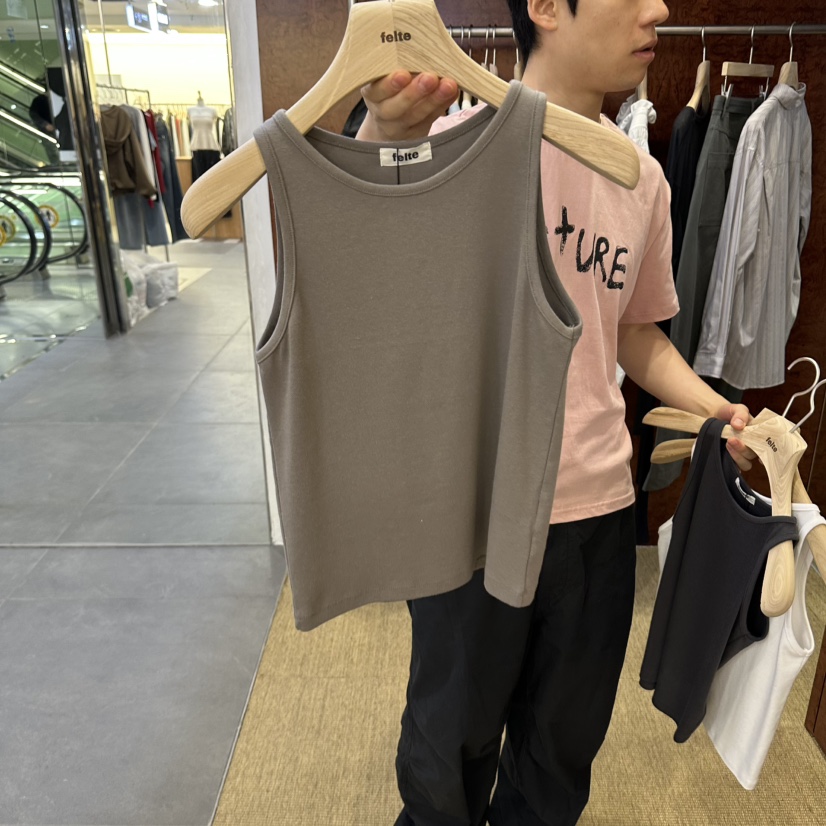 FELTE東大門直郵女裝新款真品熱賣時尚休閑人氣推薦T恤無袖FELTET恤圖色2