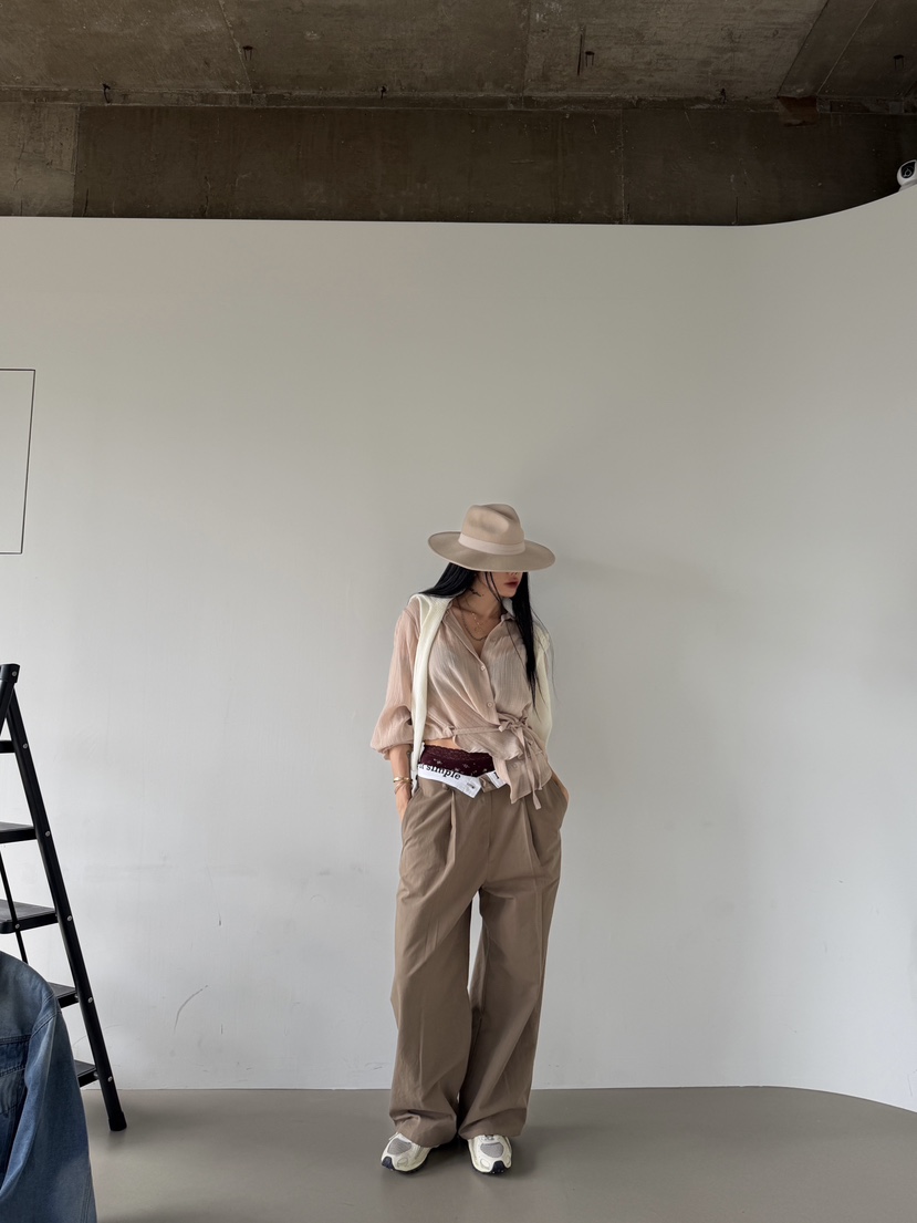 ABBEYLEE東大門實拍女士新款推薦休閑襯衫蕾絲衫透視露臍ABBEYLEE襯衫/蕾絲衫
