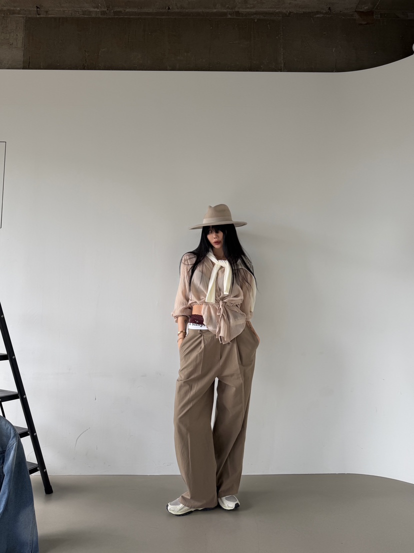 ABBEYLEE東大門實拍女士新款推薦休閑襯衫蕾絲衫透視露臍ABBEYLEE襯衫/蕾絲衫