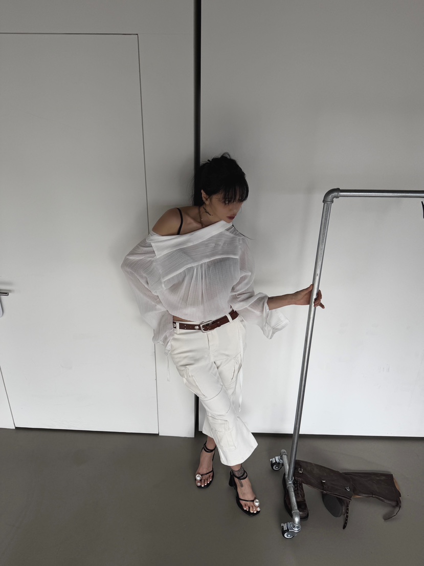 ABBEYLEE東大門實拍女士新款推薦休閑襯衫蕾絲衫透視露臍ABBEYLEE襯衫/蕾絲衫