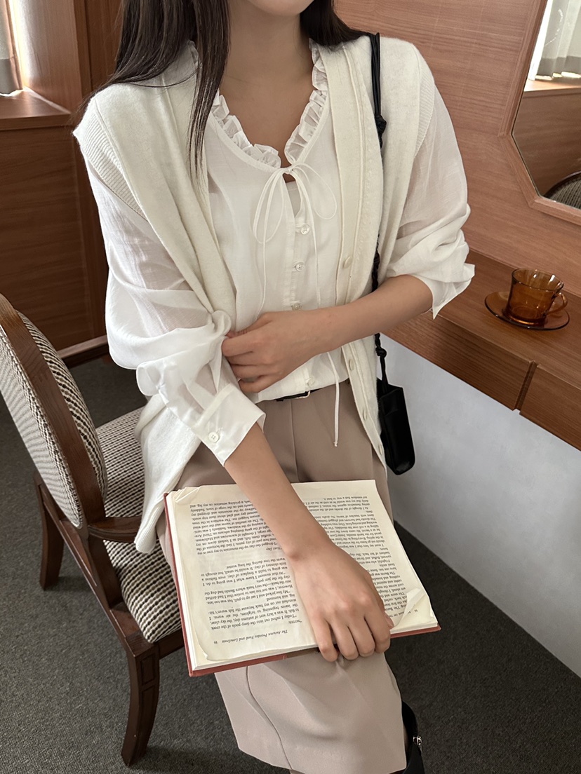 2ND GATE韓國直郵女裝新品人氣時尚推薦休閑熱賣襯衫蕾絲衫2ND GATE襯衫/蕾絲衫