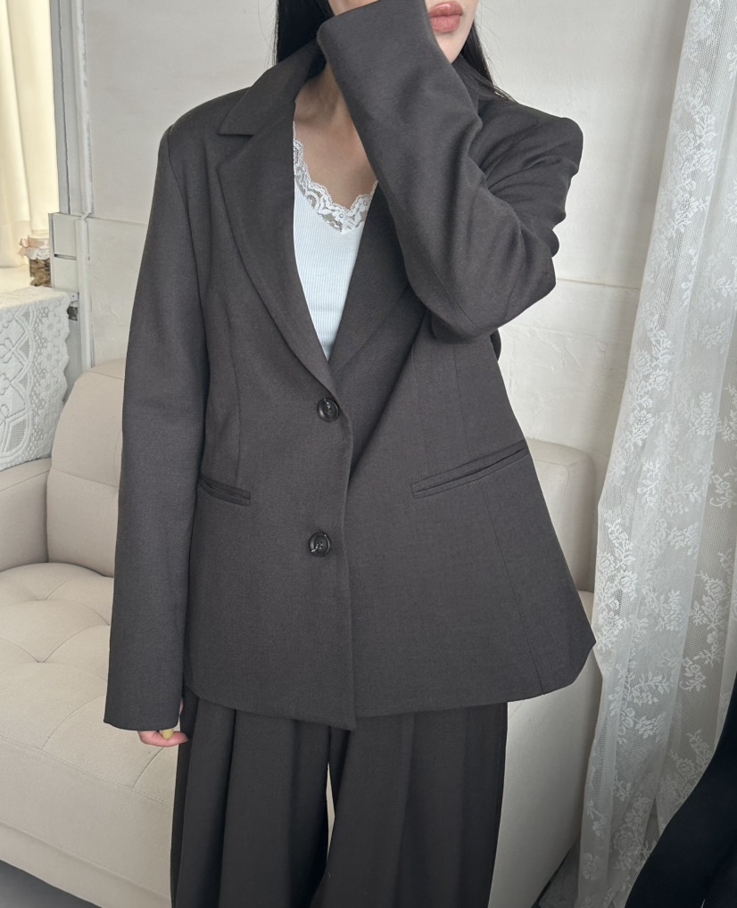 LEEHEE東大門直郵女裝新品休閑真品熱賣時尚人氣推薦夾克LEEHEE夾克