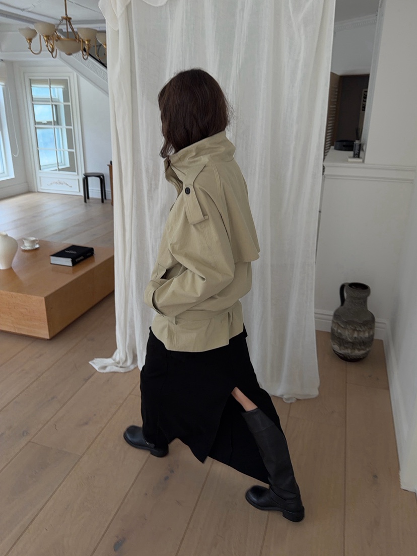 AWESOME SAUCE東大門代購女裝新款熱賣時尚短款大衣含腰帶AWESOME SAUCE短款大衣