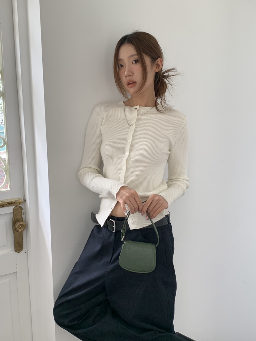 MOMENTUM韓國直郵女裝新款時尚熱賣推薦人氣開衫修身羅紋MOMENTUM開衫