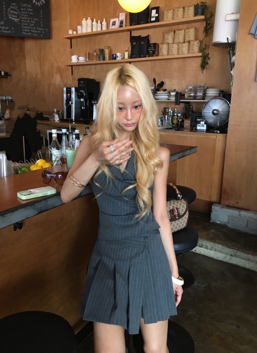 VELEN東大門代購女裝新品熱賣推薦真品人氣時尚休閑吊帶背心VELEN吊帶/背心