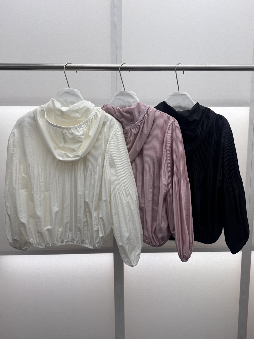 MILUI東大門實拍女裝新品真品時尚休閑推薦熱賣人氣夾克褶裥MILUI夾克