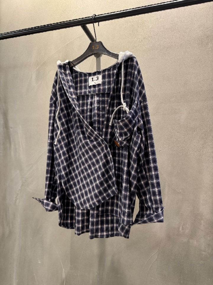1.3韓國直郵女裝新款熱賣時尚休閑真品人氣推薦襯衫蕾絲衫1.3襯衫/蕾絲衫