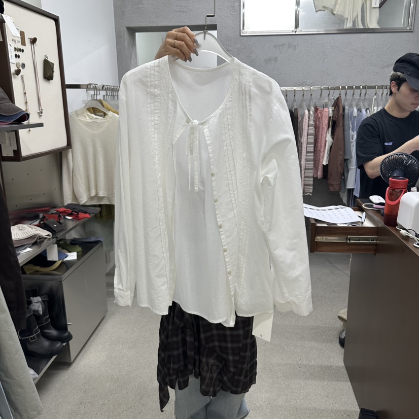 WEARABLE-L東大門實拍女士新款真品人氣時尚推薦襯衫蕾絲衫WEARABLE襯衫/蕾絲衫圖色1