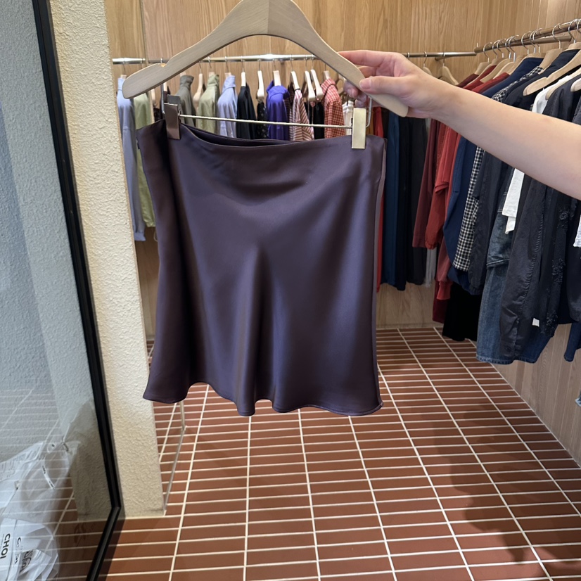 CHOI-L東大門直郵女裝新款時尚熱賣休閑半身裙中短裙蓬松CHOI半身裙/中短裙