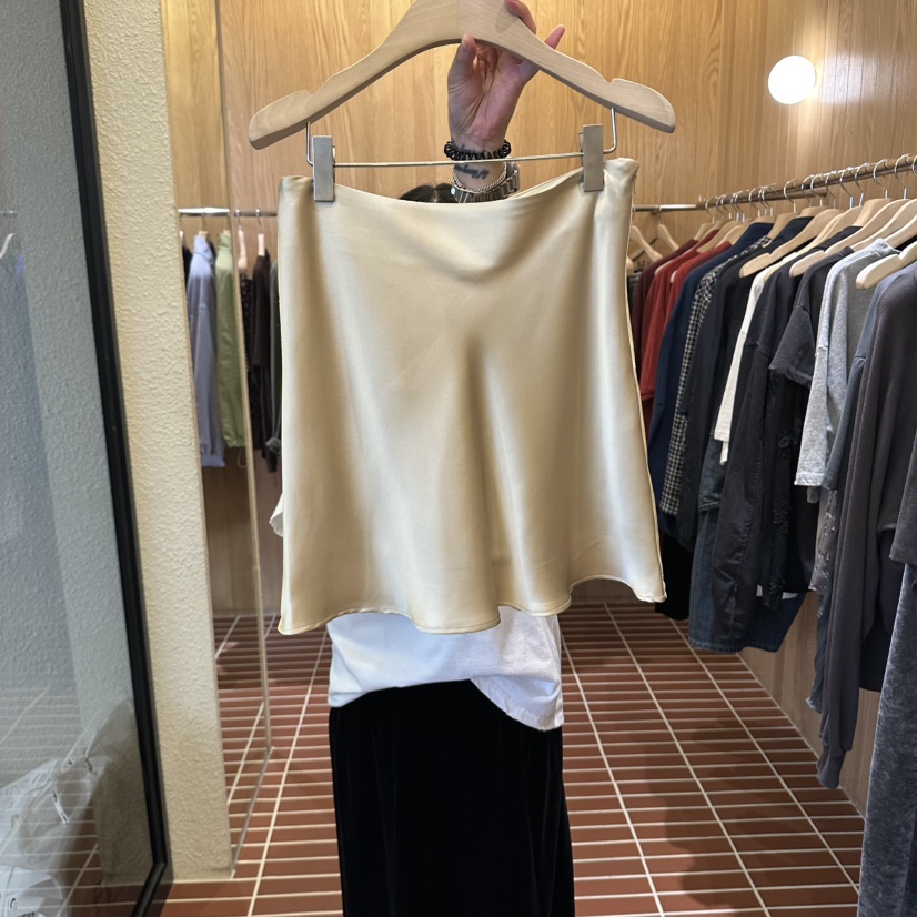 CHOI-L東大門直郵女裝新款時尚熱賣休閑半身裙中短裙蓬松CHOI半身裙/中短裙圖色1