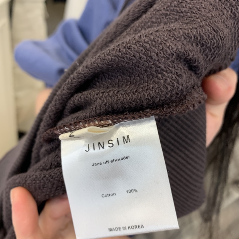 JINSIM東大門代購女裝新品熱賣人氣推薦真品休閑衛衣露肩JINSIM衛衣