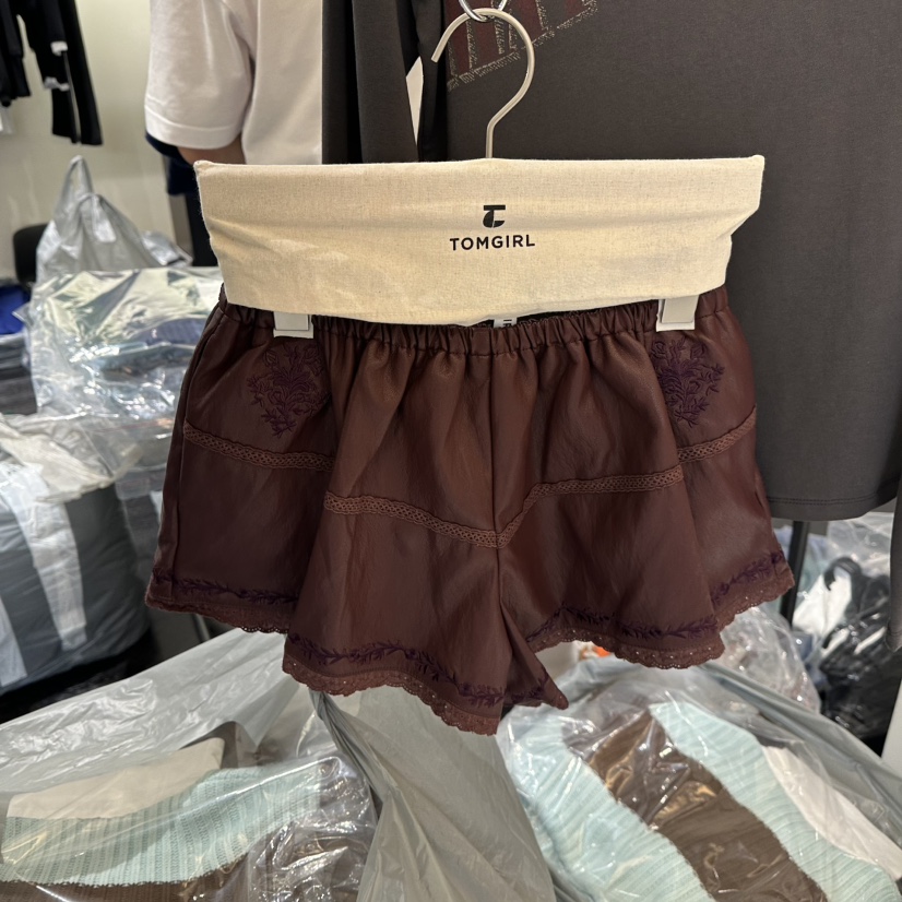TOMGIRL韓國直郵女士新品時尚真品熱賣推薦人氣休閑短褲皮革TOMGIRL短褲圖色3
