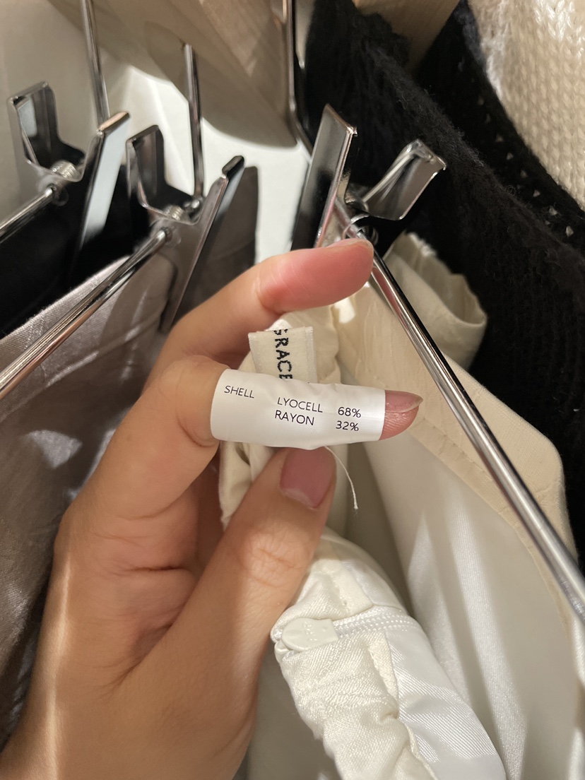 AMY GRACE-A韓國直郵女裝新品推薦熱賣時尚人氣長裙提花AMY GRACE長裙