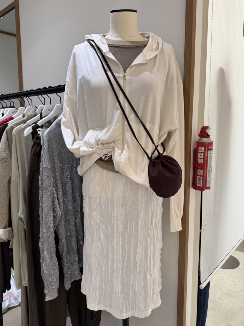 LOFN東大門代購女裝新品人氣熱賣休閑時尚推薦真品衛衣兔子LOFN衛衣