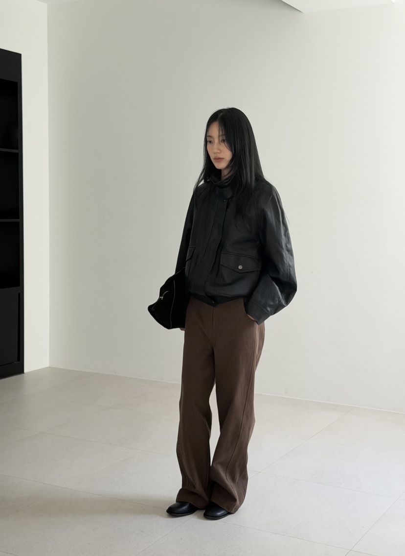 AMY GRACE-A東大門實拍女裝新品推薦時尚人氣真品休閑皮衣AMY GRACE皮衣