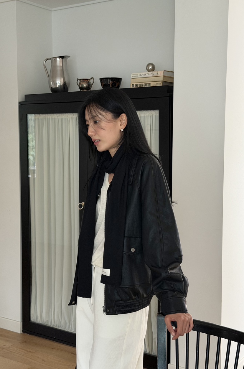 AMY GRACE-A東大門實拍女裝新品推薦時尚人氣真品休閑皮衣AMY GRACE皮衣