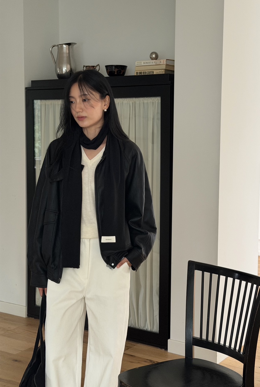 AMY GRACE-A東大門實拍女裝新品推薦時尚人氣真品休閑皮衣AMY GRACE皮衣