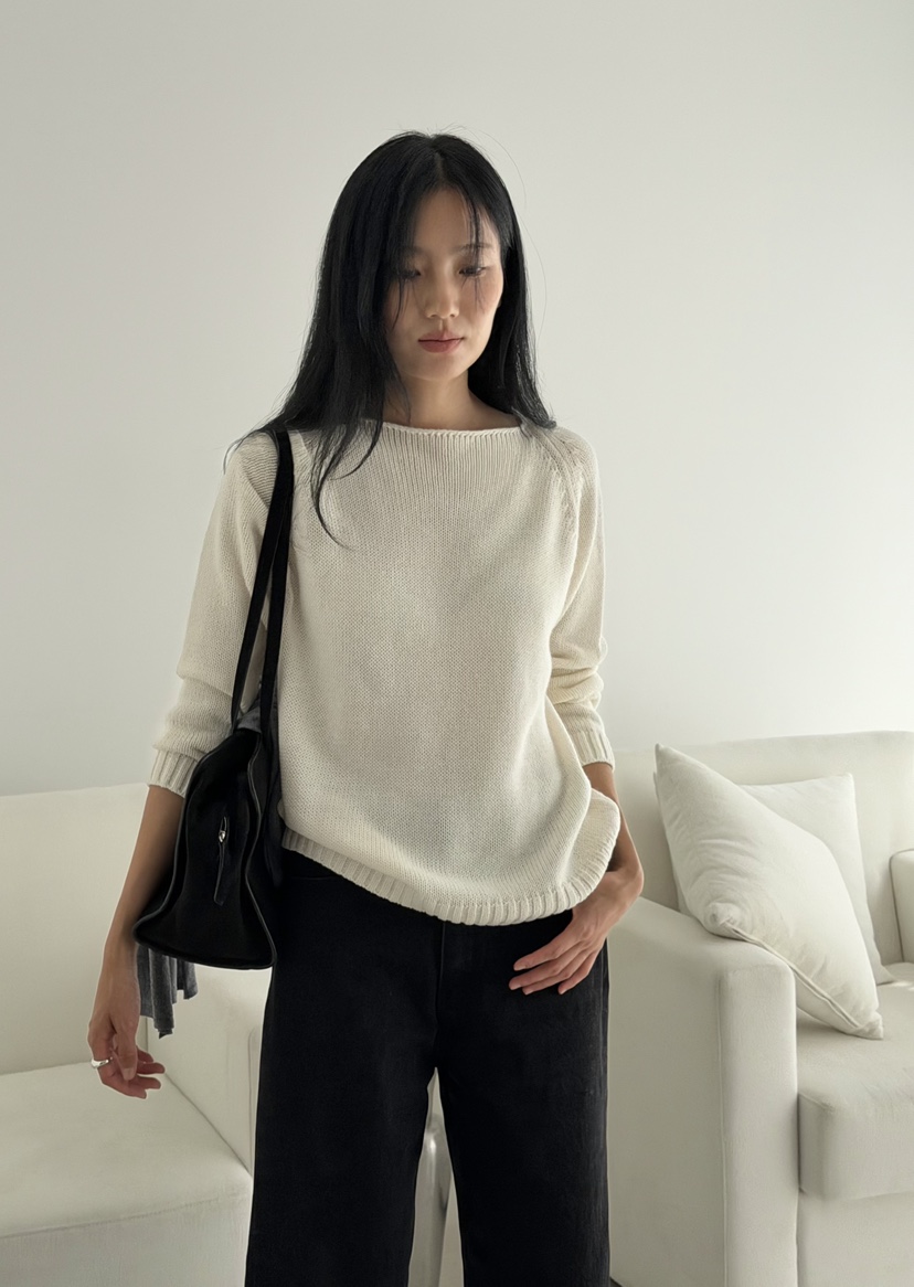 AMY GRACE-A東大門直郵女裝新品人氣推薦熱賣針織衫船領AMY GRACE針織衫圖色1