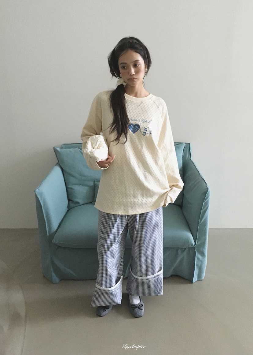 BY CHAPTER東大門實拍女裝新品休閑時尚推薦長袖T恤花朵BY Chapter長袖T恤