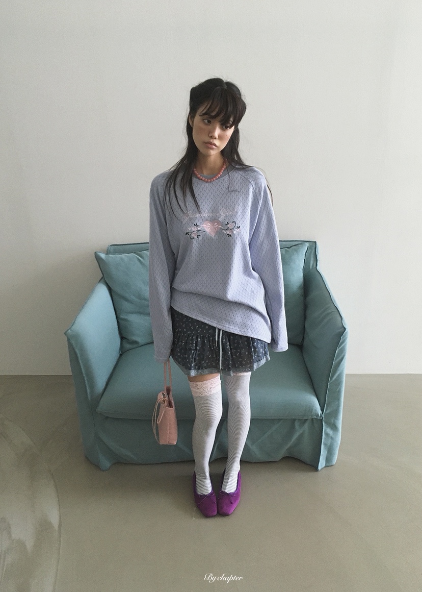 BY CHAPTER東大門實拍女裝新品休閑時尚推薦長袖T恤花朵BY Chapter長袖T恤