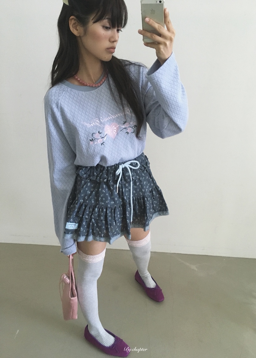 BY CHAPTER東大門實拍女裝新品休閑時尚推薦長袖T恤花朵BY Chapter長袖T恤圖色3