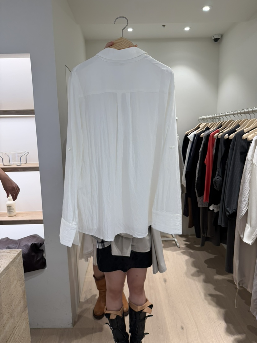 LIFFEY東大門代購女裝新款真品休閑熱賣時尚襯衫蕾絲衫口袋LIFFEY襯衫/蕾絲衫