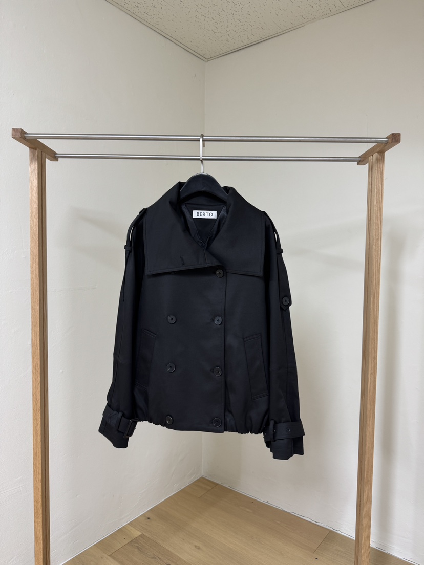 BLACK PIG/BERTO韓國代購女士新品時尚真品人氣推薦夾克BLACK PIG/BERTO夾克