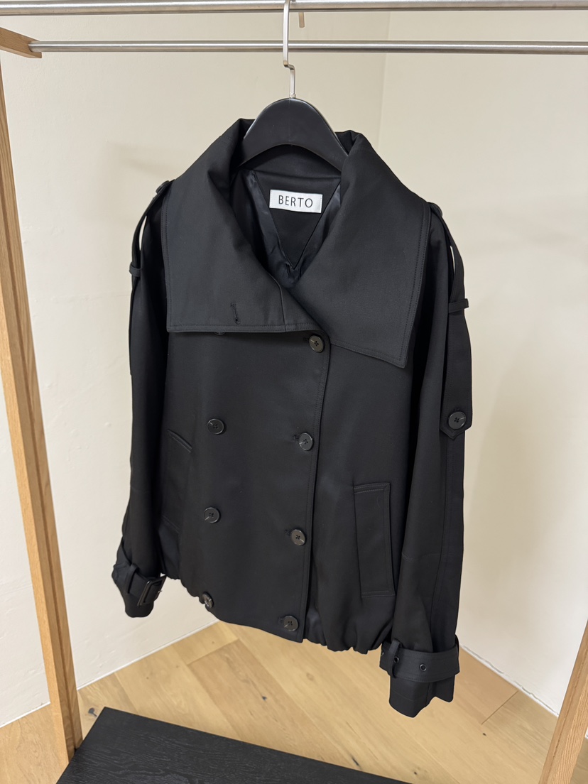 BLACK PIG/BERTO韓國代購女士新品時尚真品人氣推薦夾克BLACK PIG/BERTO夾克