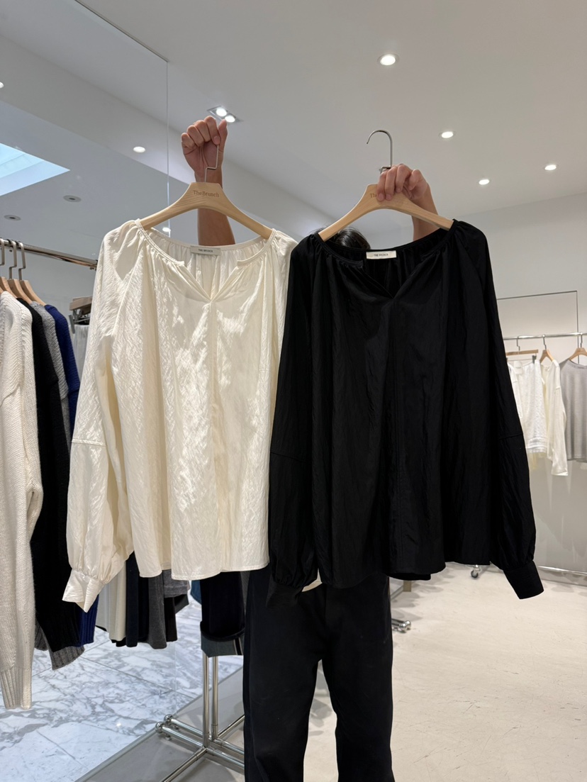 THE BRUNCH東大門直郵女裝新品熱賣真品襯衫蕾絲衫褶皺寬松THE BRUNCH襯衫/蕾絲衫