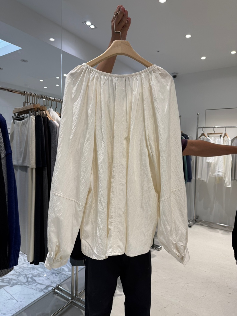 THE BRUNCH東大門直郵女裝新品熱賣真品襯衫蕾絲衫褶皺寬松THE BRUNCH襯衫/蕾絲衫