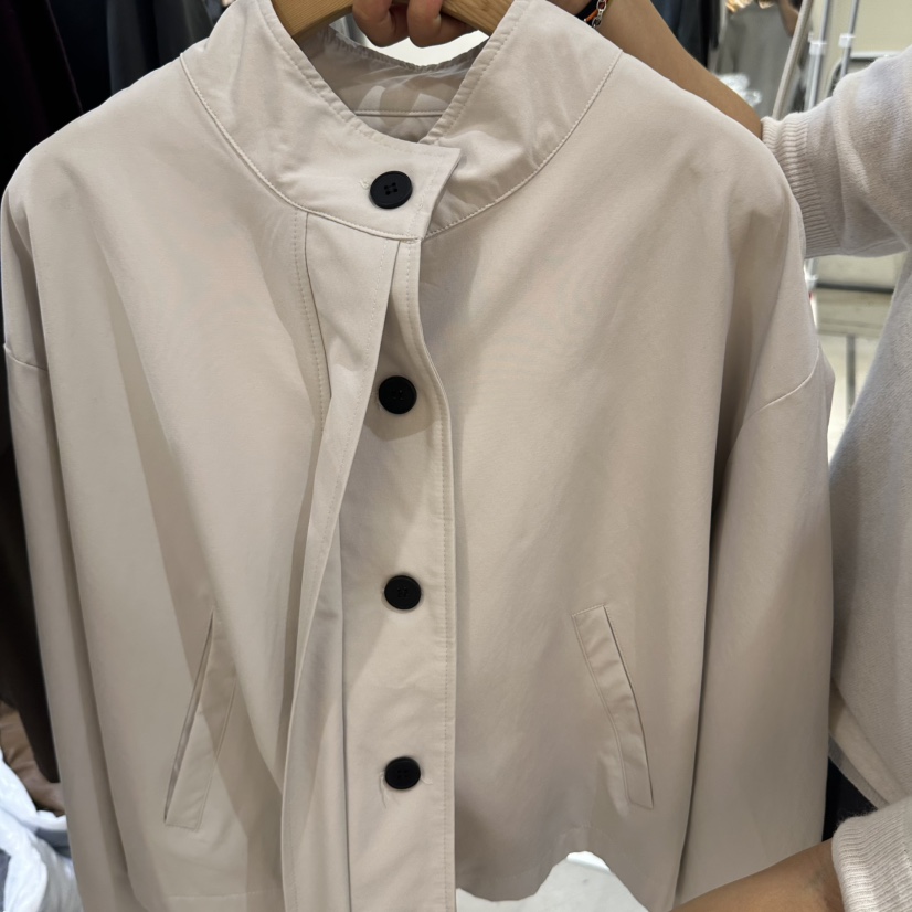 YIKHO STYLE東大門實拍女裝新款休閑人氣熱賣真品推薦夾克YIKHO STYLE夾克