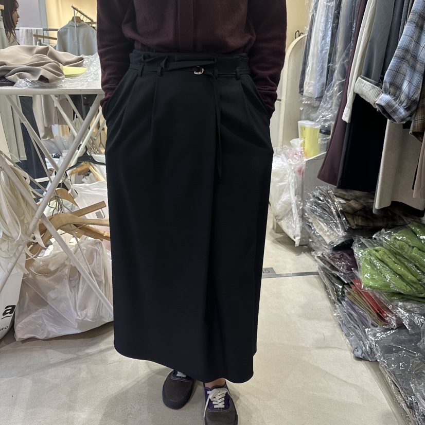 YIKHO STYLE韓國代購女士新品推薦休閑時尚人氣長裙含腰帶YIKHO STYLE長裙