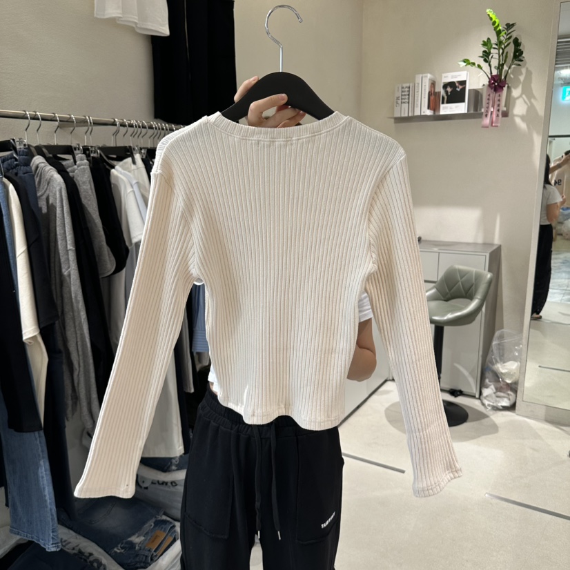 LIVU/MEMO CLASSIC東大門直郵女士新品時尚推薦長袖T恤LIVU/MEMO CLASSIC長袖T恤