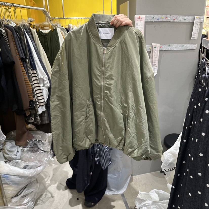 MOMAZU東大門實拍女裝新款推薦熱賣時尚真品休閑夾克刺繡MOMAZU夾克圖色2