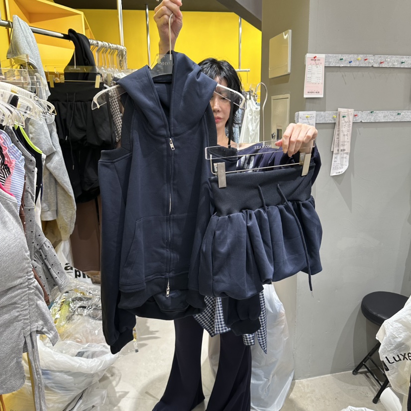 MOMAZU韓國直郵女裝新款時尚休閑真品人氣套裝連帽衫套裝MOMAZU套裝圖色2