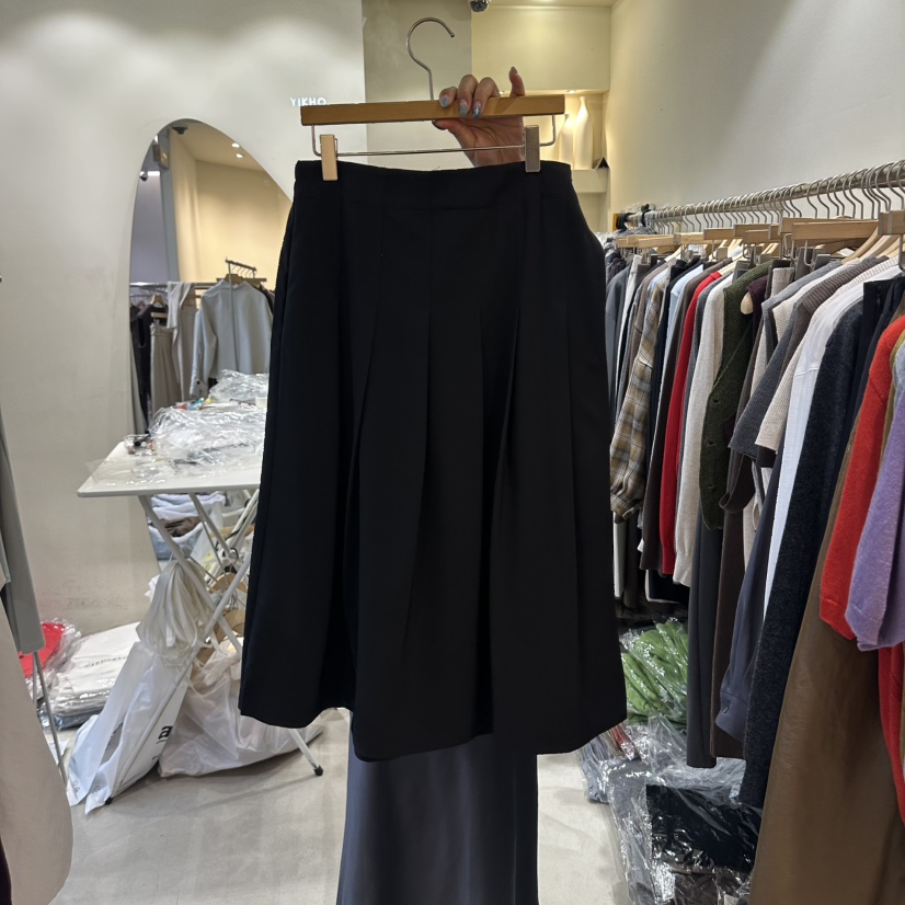 YIKHO STYLE東大門實拍女士新品真品推薦時尚熱賣人氣裙褲YIKHO STYLE裙褲圖色2