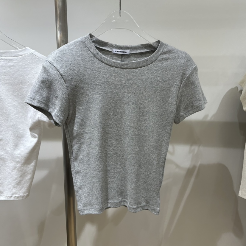 TOPDRESSING韓國直郵女裝新款時尚真品推薦人氣休閑熱賣T恤TOPDRESSINGT恤圖色1