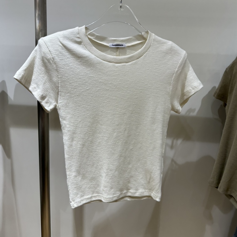 TOPDRESSING韓國直郵女裝新款時尚真品推薦人氣休閑熱賣T恤TOPDRESSINGT恤圖色2奶油色