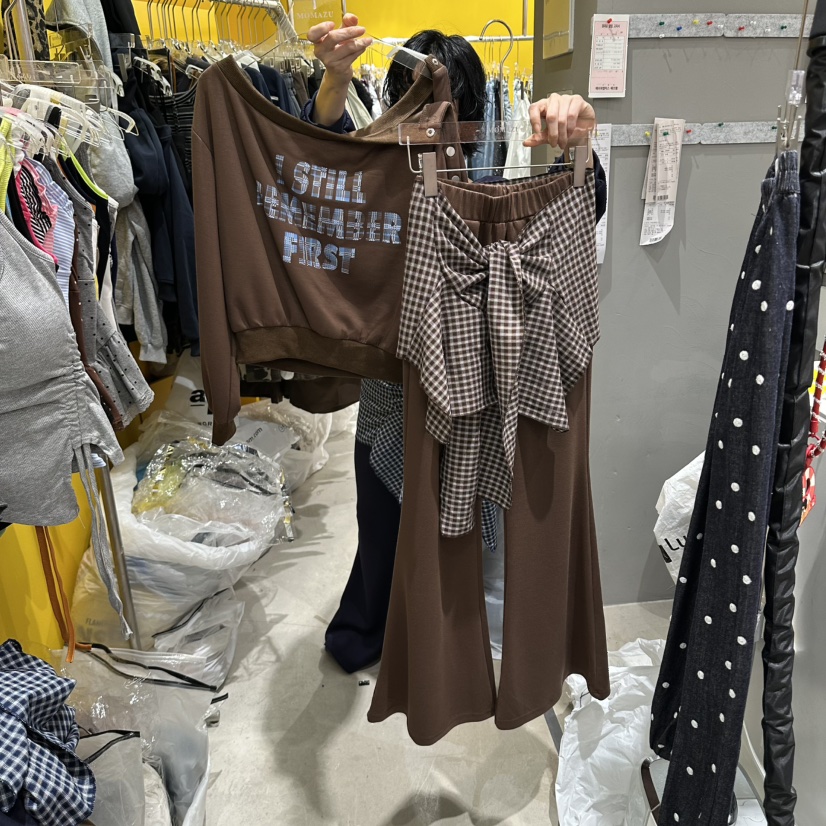 MOMAZU東大門實拍女裝新款真品人氣時尚休閑熱賣套裝套裝MOMAZU套裝圖色1