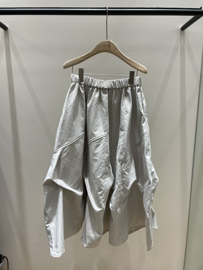 NEOUL東大門代購女裝新款推薦時尚熱賣真品休閑人氣長裙NEOUL/ahin雙領標簽長裙圖色1