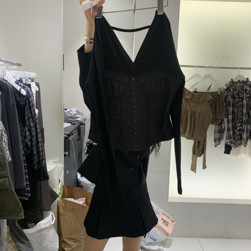 TYCHE韓國直郵女士新品休閑人氣熱賣推薦真品長袖T恤疊穿TYCHE長袖T恤圖色2黑
